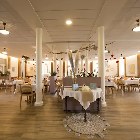 Hotellerie Du Couvent 3*